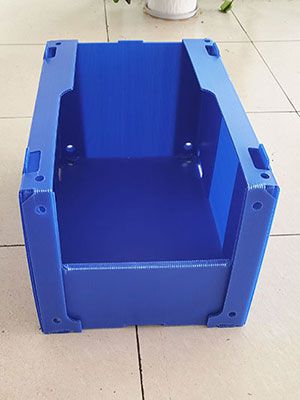 Stackable corrugated plastic picking bins