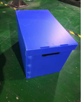 Reusable corrugated plastic logistics boxes