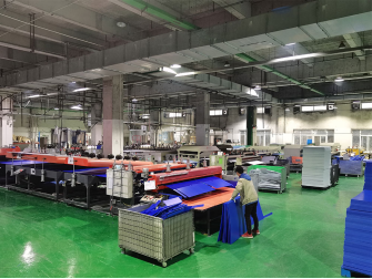 PP hollow board extrusion process