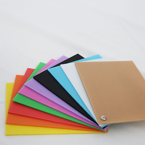 feuilles de Correx de 2 mm.jpg