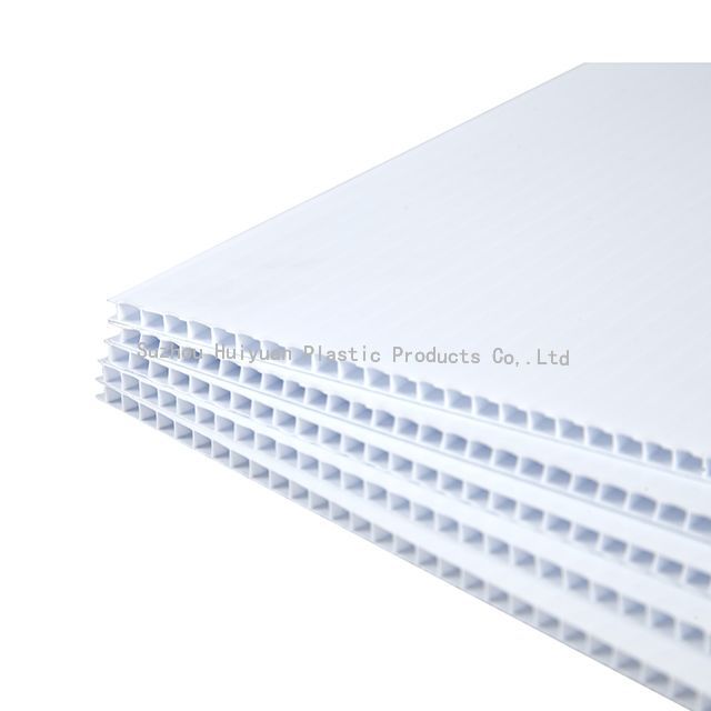 white coroplast plates.jpg white coroplast plates.jpg